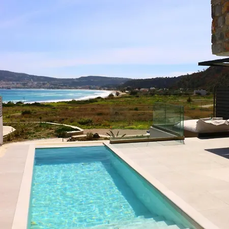 Hébergement de vacances Relaxury I *